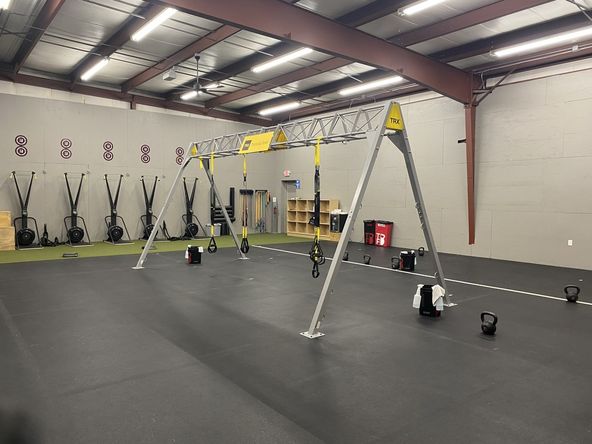 Thrive Fitness Building: 116 Gateway Dr, North Sioux City, SD 57049